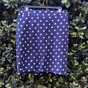 Classic Polka Dot Mini Pencil Skirt - size 6 Pockets!